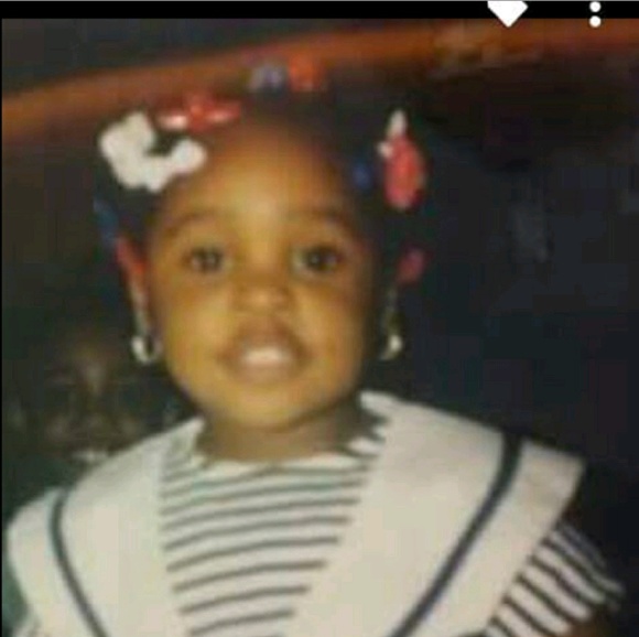 Meet your Posher, Octavia - Picture 1 of 1